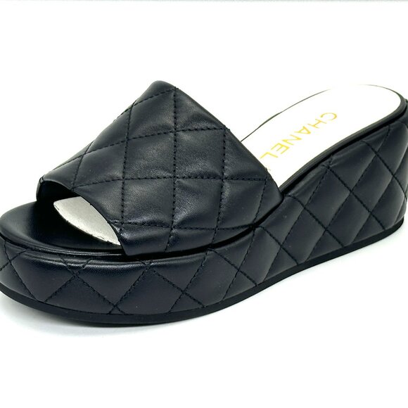CHANEL 24P Quilted Leather Open Toe Wedge Heel Mule Slide Platform Sandal - Picture 2 of 15